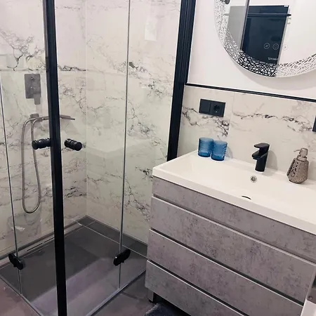 Modernes Gaestezimmer Nahe Frankfurt Mit Eigenem Bad Und Zugang 3* Oberursel
